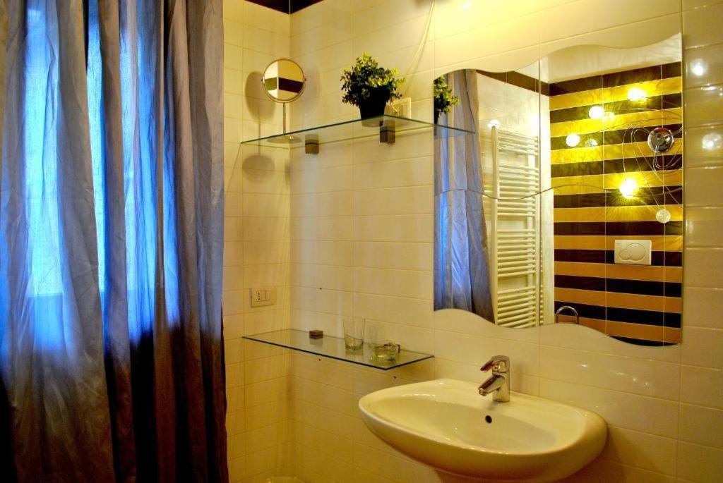 Luxury Penthouse With Big Terrace Apartman Argegno Kültér fotó